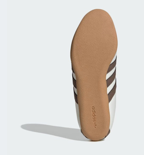 Adidas Tokyo Shoes in Off White / Earth Strata / Gold Metallic
